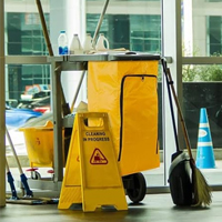 Janitor kar vervangende tas